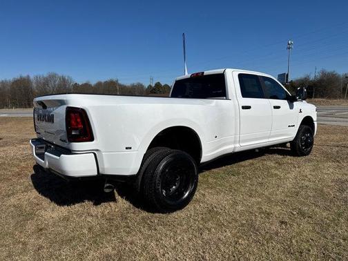 2026 RAM 3500 Big Horn Crew Cab 4x4 8' Box