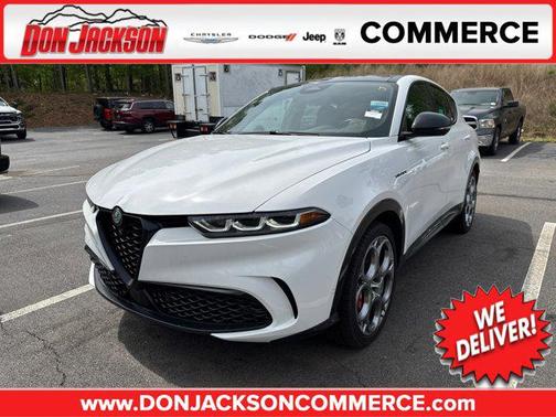 Milano White 2024 Alfa Romeo Tonale Veloce EAWD