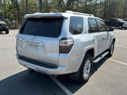 Classic Silver Metallic 2017 Toyota 4Runner SR5
