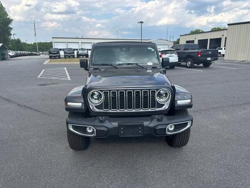 Granite Crystal Metallic Clearcoat 2025 Jeep Wrangler 4xe Sahara