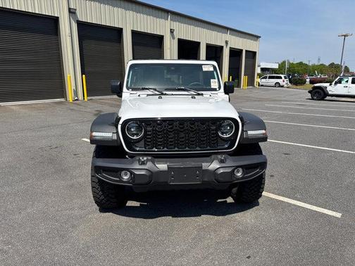 Bright White Clearcoat 2025 Jeep Wrangler 4xe Willys