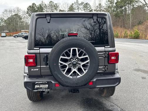 2026 Jeep Wrangler 4-Door Sahara 4x4