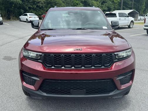 Velvet Red Pearlcoat 2025 Jeep Grand Cherokee Altitude