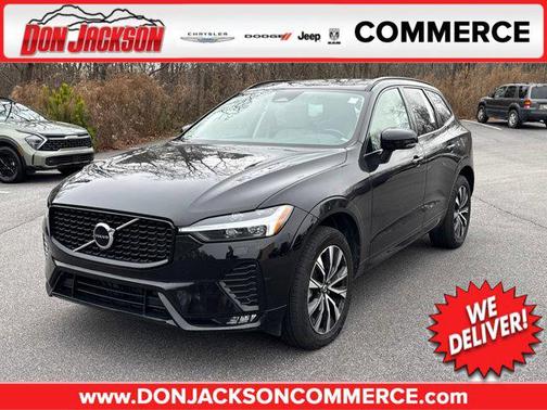 2024 Volvo XC60 B5 Core Dark Theme