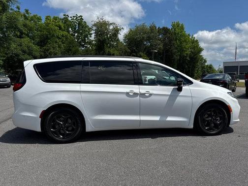 Bright White Clearcoat 2025 Chrysler Pacifica Hybrid Premium S Appearance Pkg