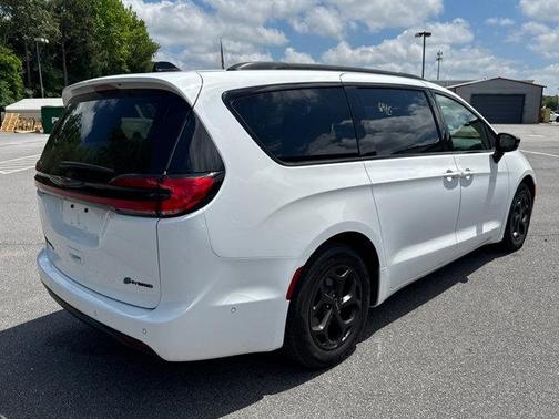 Bright White Clearcoat 2025 Chrysler Pacifica Hybrid Premium S Appearance Pkg