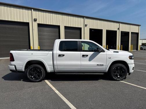 Bright White Clearcoat 2026 RAM 1500 Big Horn/Lone Star