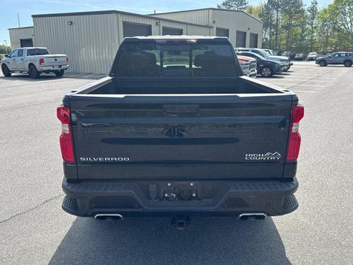 2022 Chevrolet Silverado 1500 High Country