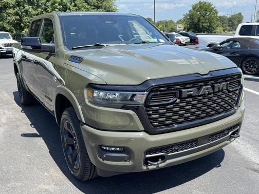 Tank 2026 RAM 1500 Big Horn/Lone Star