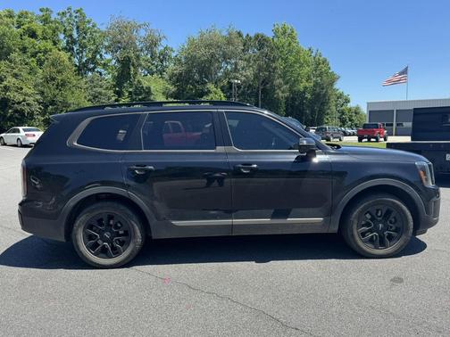 Ebony Black 2023 Kia Telluride SX Prestige X-Pro