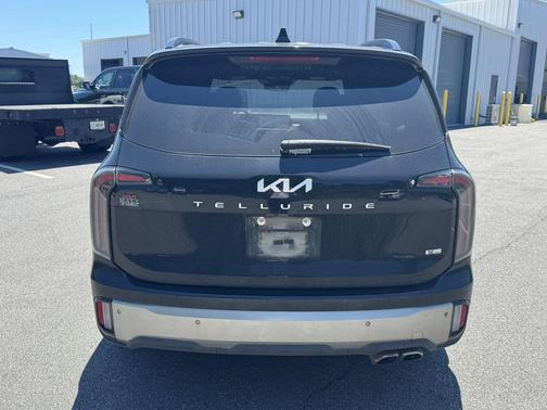 Ebony Black 2023 Kia Telluride SX Prestige X-Pro