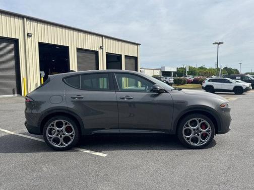 2024 Alfa Romeo Tonale Veloce EAWD