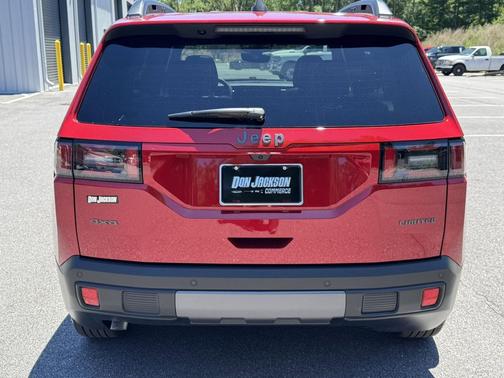 Red Hot Pearlcoat 2026 Jeep Cherokee Limited