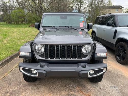2024 Jeep Gladiator Sport S