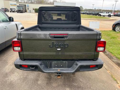 2024 Jeep Gladiator Sport S