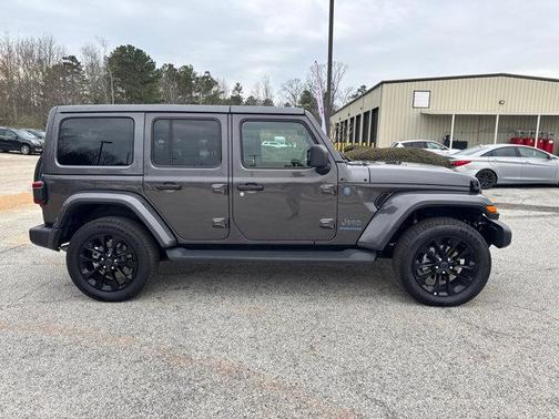 2025 Jeep Wrangler 4xe Sahara