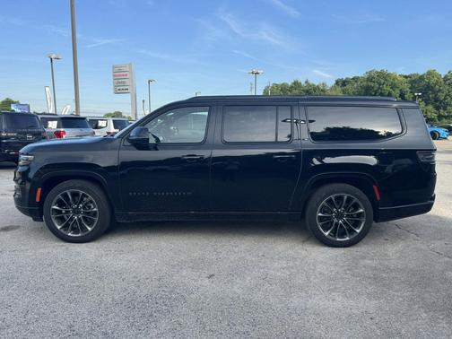 Diamond Black Crystal Pearlcoat 2025 Jeep Grand Wagoneer L Series III Obsidian 4x4