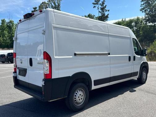 Bright White Clearcoat 2024 RAM ProMaster 2500 Tradesman