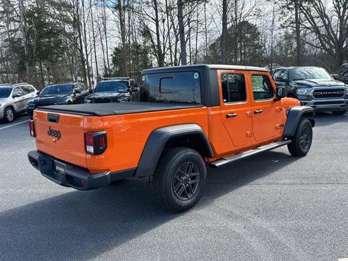 2025 Jeep Gladiator Sport S