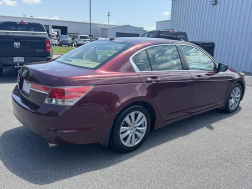 Burgundy 2011 Honda Accord EX-L