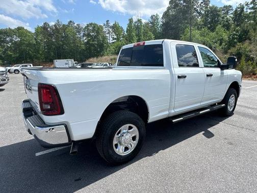 Bright White Clearcoat 2026 RAM 2500 Tradesman Crew Cab 4x4 6'4' Box
