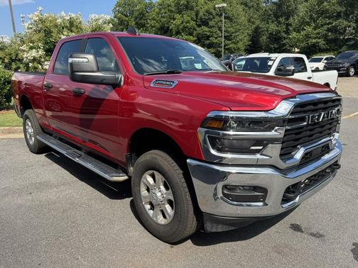 Molten Red Pearlcoat 2026 RAM 2500 Big Horn Crew Cab 4x4 6'4' Box