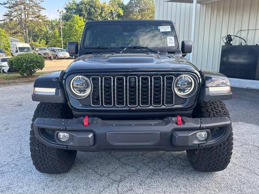Black Clearcoat 2025 Jeep Wrangler Rubicon