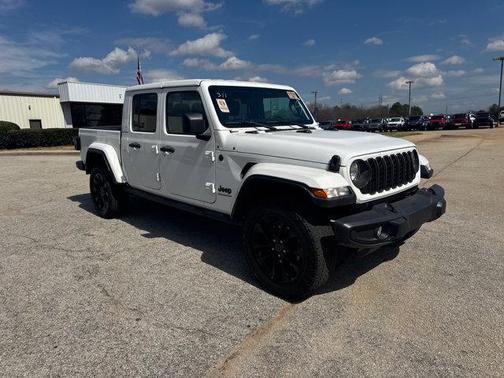 2024 Jeep Gladiator Nighthawk