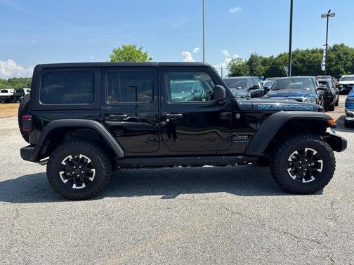 Black Clearcoat 2025 Jeep Wrangler 4xe Rubicon