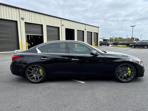 2015 INFINITI Q50 Premium