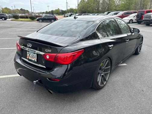 2015 INFINITI Q50 Premium