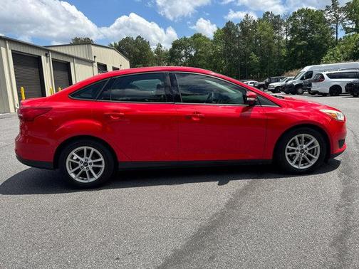 RACE RED RED 2017 Ford Focus SE
