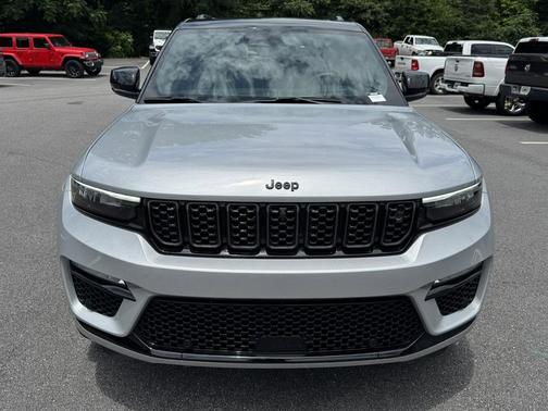 Silver Zynith 2025 Jeep Grand Cherokee Summit