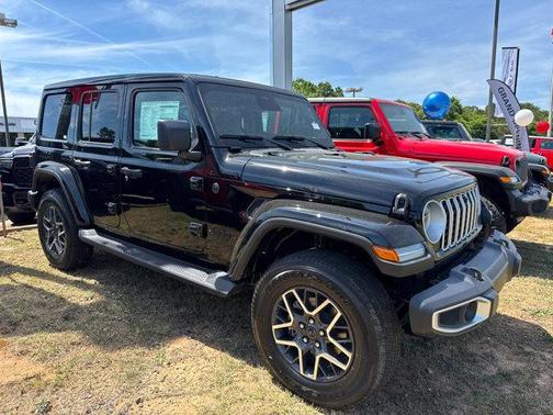 Black Clearcoat 2026 Jeep Wrangler 4-Door Sahara 4x4