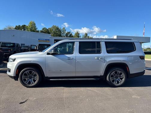 Silver Zynith 2024 Jeep Wagoneer L Series II 4x4