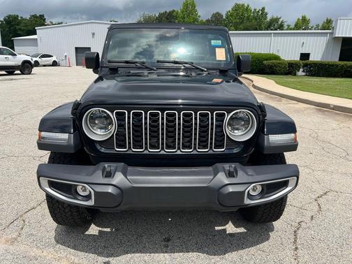 Black Clearcoat 2024 Jeep Wrangler 4-Door Sahara 4x4