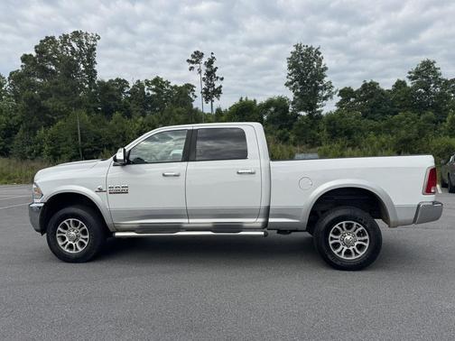 Bright White Clearcoat 2015 RAM 2500 Laramie