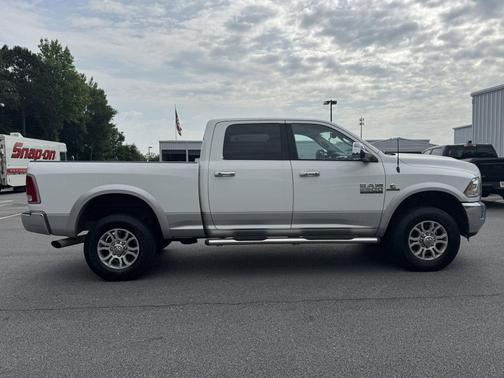 Bright White Clearcoat 2015 RAM 2500 Laramie