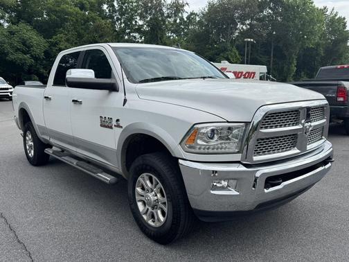 Bright White Clearcoat 2015 RAM 2500 Laramie
