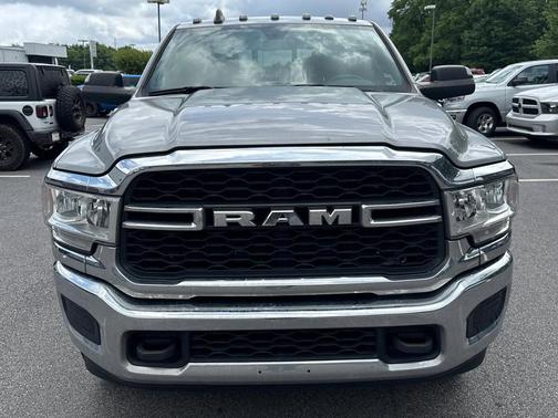 Billet Silver Metallic Clearcoat 2022 RAM 2500 Tradesman Crew Cab 4x4 6'4' Box