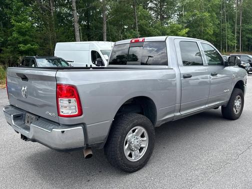 Billet Silver Metallic Clearcoat 2022 RAM 2500 Tradesman Crew Cab 4x4 6'4' Box