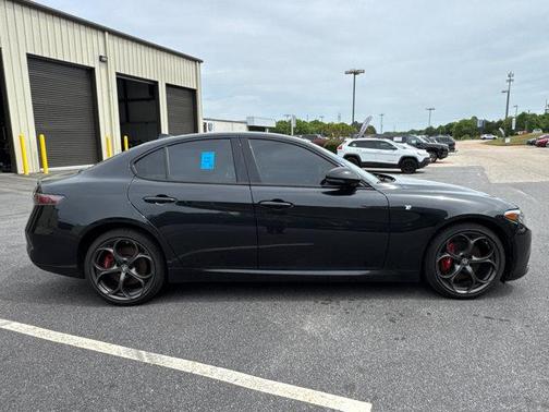 2024 Alfa Romeo Giulia Ti