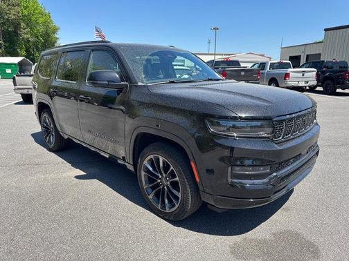 Diamond Black Crystal Pearlcoat 2024 Jeep Grand Wagoneer Series II 4x4