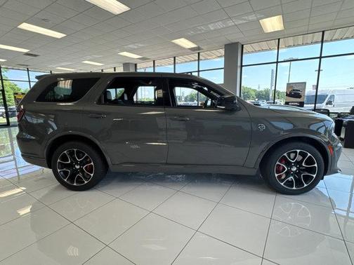 Destroyer Gray Clearcoat 2026 Dodge Durango SRT Hellcat