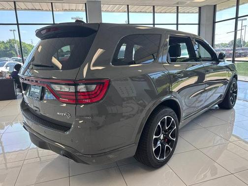 Destroyer Gray Clearcoat 2026 Dodge Durango SRT Hellcat