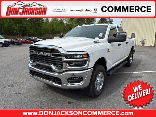 Bright White Clearcoat 2026 RAM 2500 Tradesman Crew Cab 4x4 6'4' Box