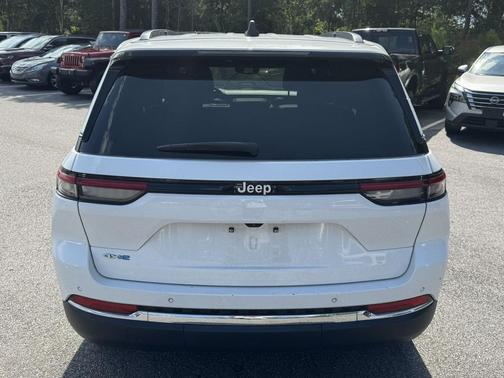 Bright White Clearcoat 2024 Jeep Grand Cherokee 4xe Base