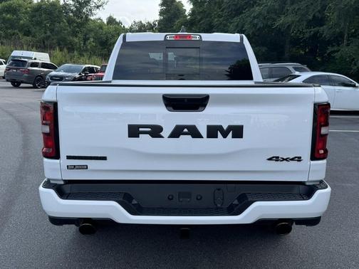 Bright White Clearcoat 2026 RAM 1500 Big Horn/Lone Star