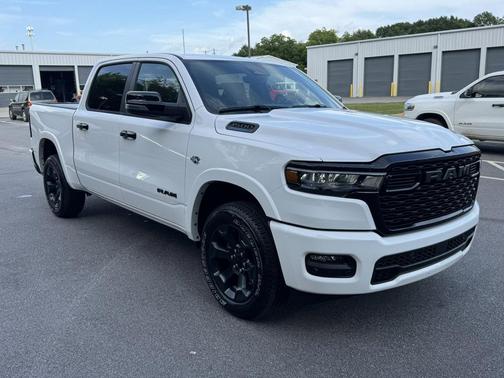 Bright White Clearcoat 2026 RAM 1500 Big Horn/Lone Star