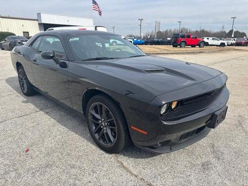 2021 Dodge Challenger SXT